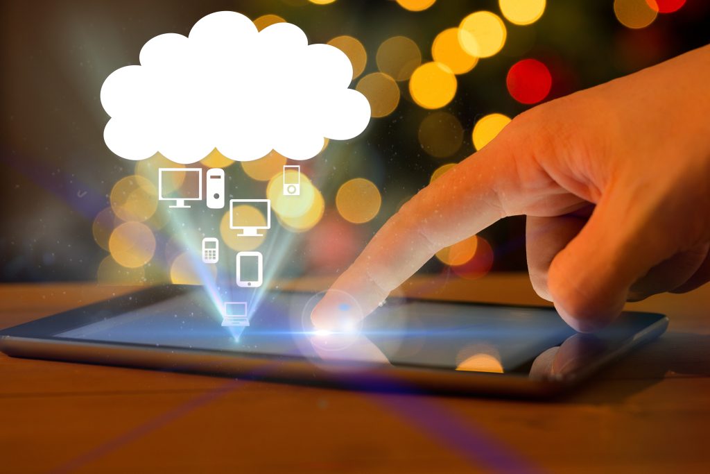 The 2025 Guide to Hybrid Cloud Managed Services: How Enterprises Can Cut IT Costs by 30% Hybrid cloud managed services
