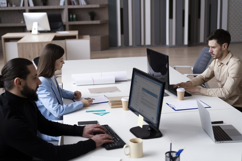 What Is IT Help Desk Outsourcing and How Does It Work? IT help desk outsourcing
